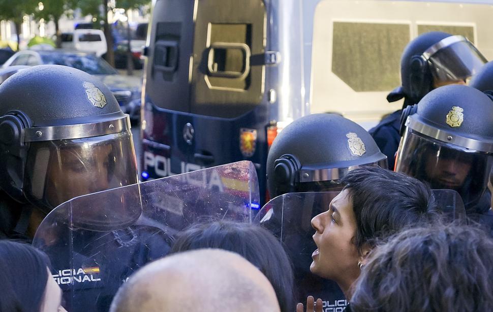 Revoltă în Spania după ce o bătrână de 87 de ani a fost evacuată din locuință. Ea nu a putut plăti chiria majorată de noul proprietar 1104570