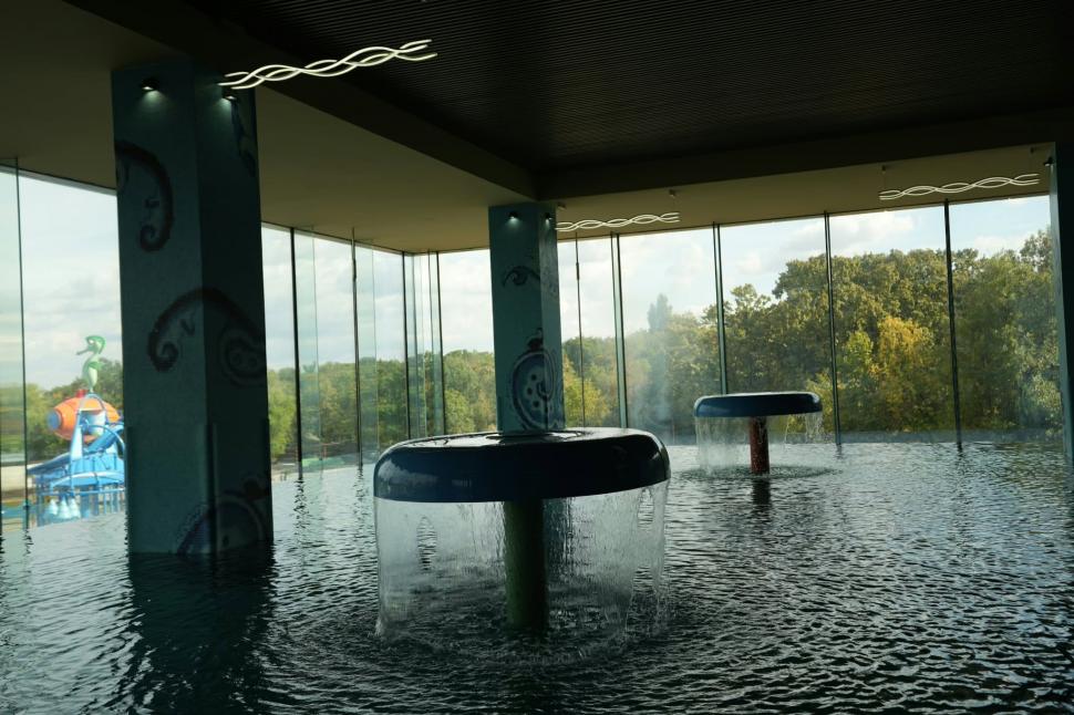 Se deschide Complexul Acvatic din Parcul Pantelimon în luna octombrie. Are piscine, SPA și patinoar pe terasă 1104685