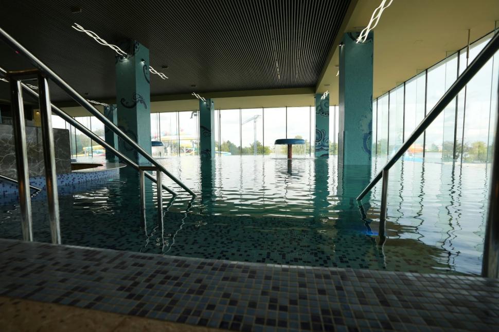 Se deschide Complexul Acvatic din Parcul Pantelimon în luna octombrie. Are piscine, SPA și patinoar pe terasă 1104686