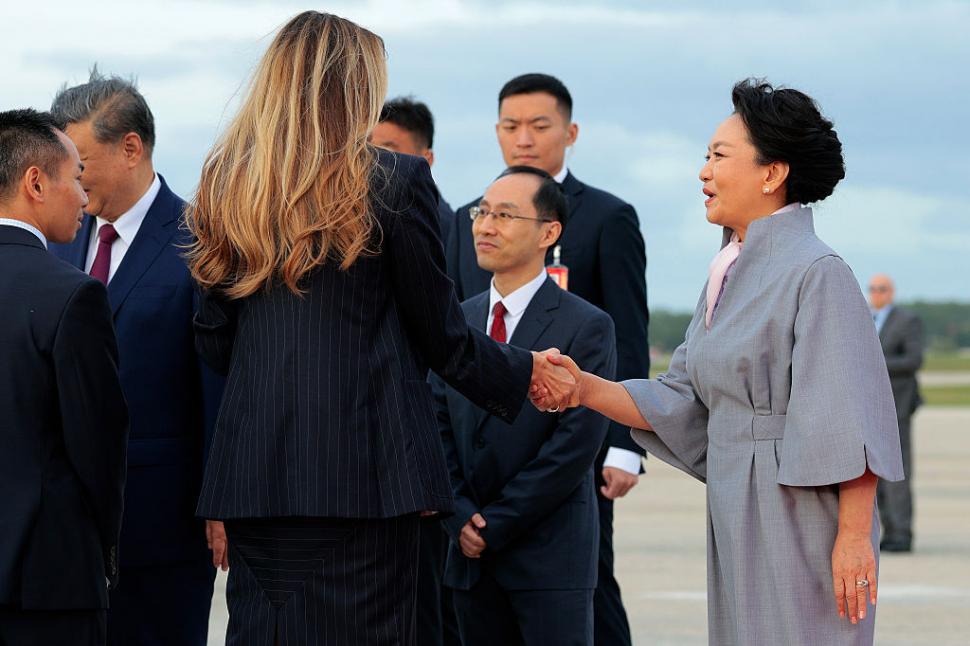 Reuters: Prima doamnă a Chinei, Peng Liyuan, a cucerit publicul american prin „soft power”. A vorbit fără traducător și a cântat  1105083