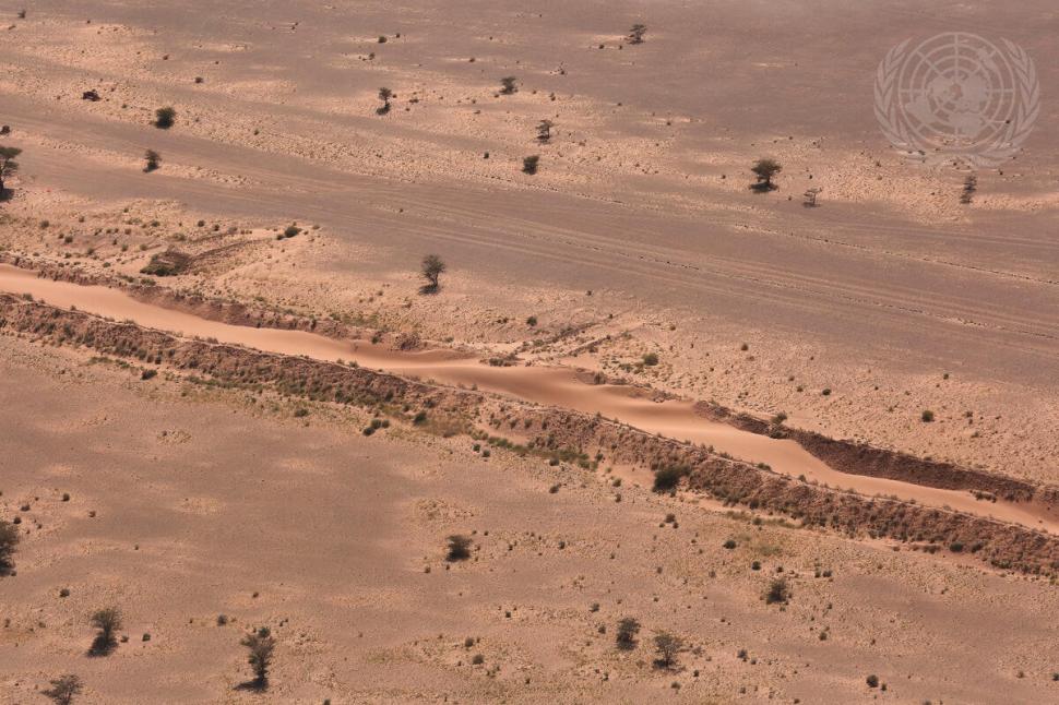 Zidul mortal care taie Sahara Occidentală în două. De ce a construit Marocul bariera de 2.700 km și ce efecte dezastruoase are 1105149