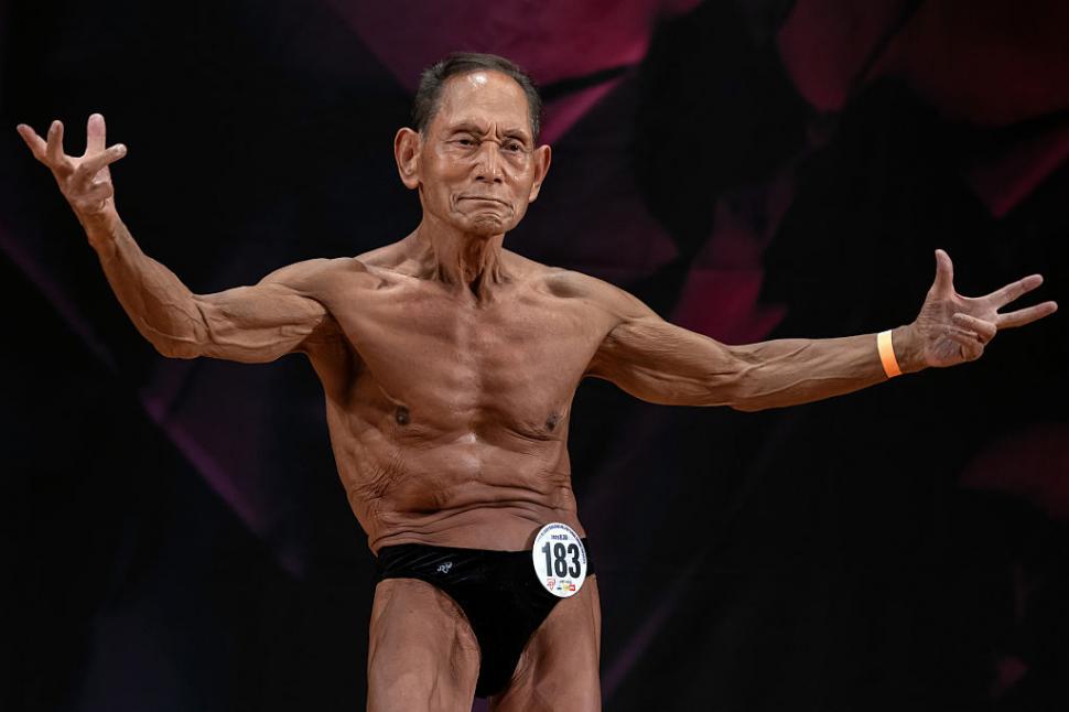„Sunt 100% natural”. Cum reușește un culturist japonez să câștige medalii și la 90 de ani. Ce mănâncă și cum se antrenează 1105103