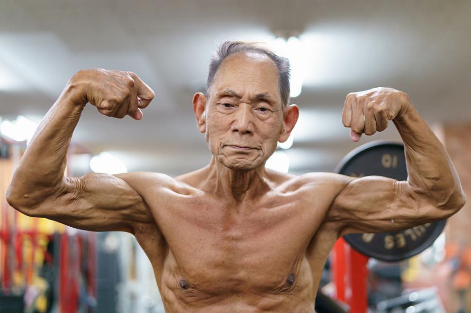 „Sunt 100% natural”. Cum reușește un culturist japonez să câștige medalii și la 90 de ani. Ce mănâncă și cum se antrenează 1105124