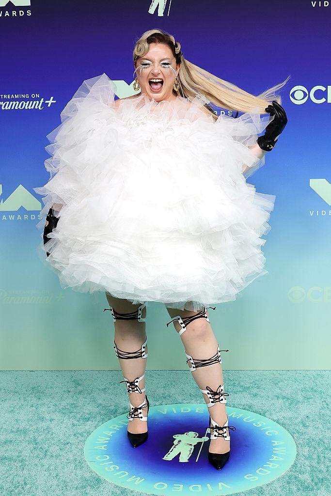 Ținute transparente și extrem de îndrăznețe la MTV Video Music Awards 2026. Cum au apărut pe covorul roșu vedetele 1105734