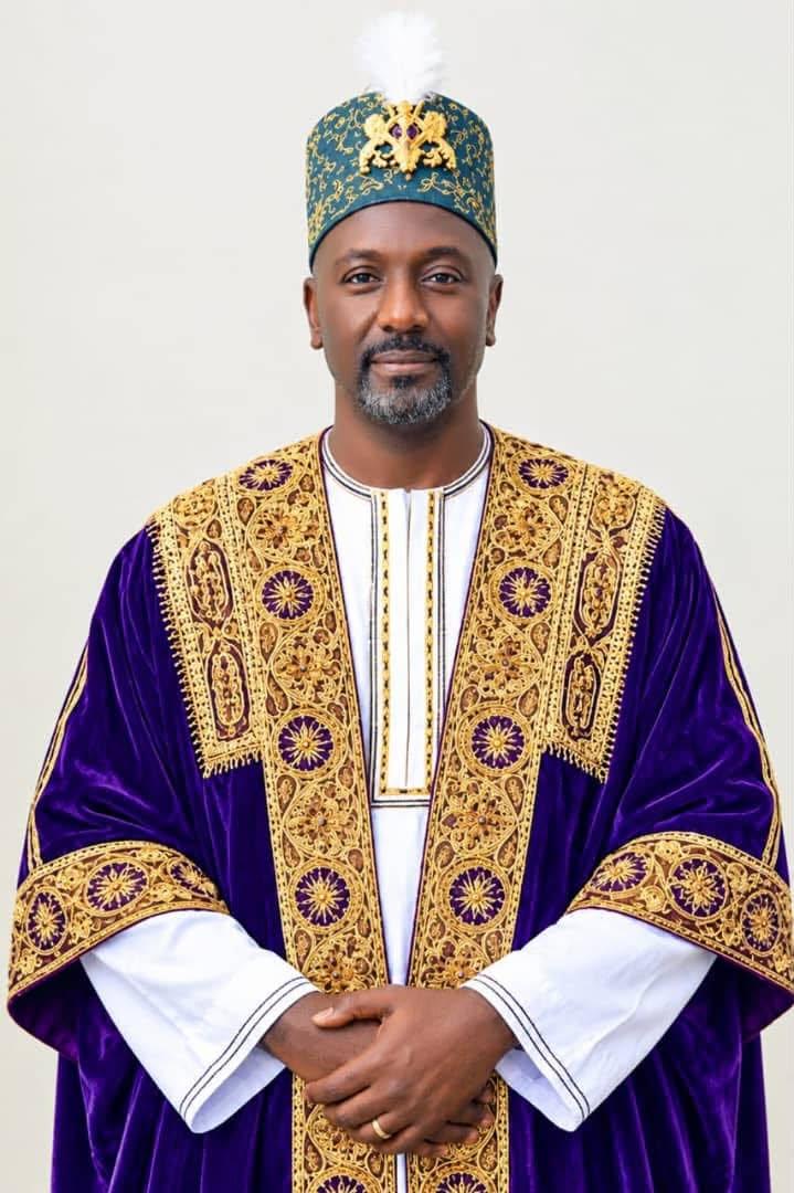 Un jurnalist va fi rege în Uganda, după ce un fotbalist a refuzat tronul. Există însă o dispută foarte interesantă legată de succesiune 1106138