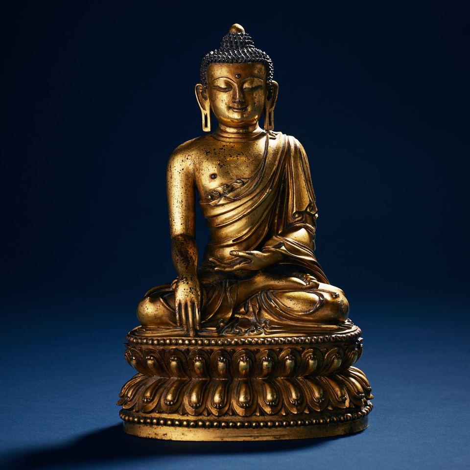 În 1980, un bărbat a dat 2 € pe o statuetă cu Buddha, la un târg de vechituri. După 4 decenii, a vândut-o de 120.000 de ori mai scump 1106706