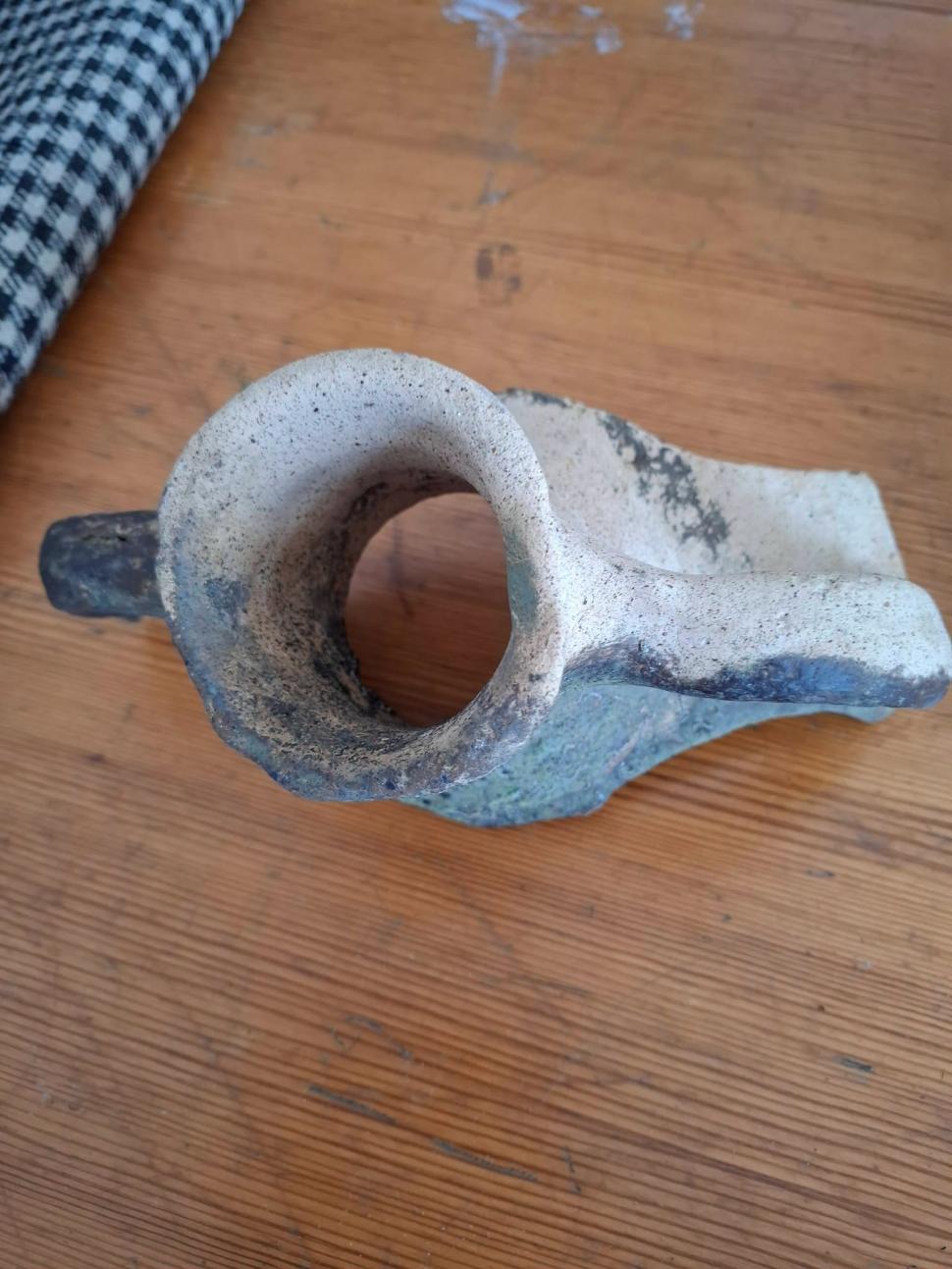 Dunărea secată a scos la iveală noi artefacte de la Podul lui Constantin cel Mare. Cum arată piesele recuperate şi unde vor fi expuse 1107527