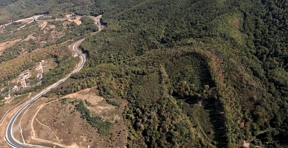 Imagini în premieră, din avion, cu "perla coroanei" de pe A3. Cum arată șantierul pe sectorul Nușfalău - Poarta Sălajului 1107818