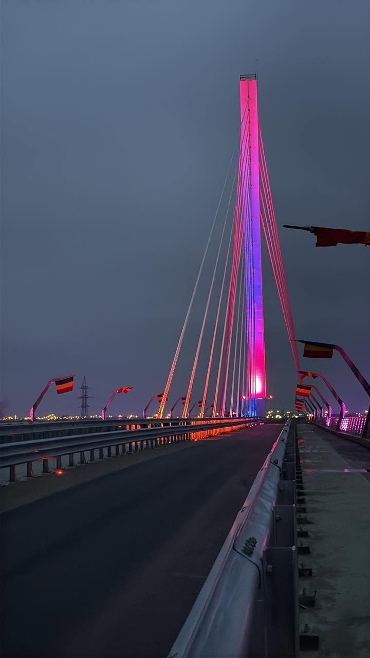 Noul pod hobanat din Arad intră în reparaţii, la nouă luni de la inaugurare. Problemele apăruseră chiar de dinainte de deschidere 1107863