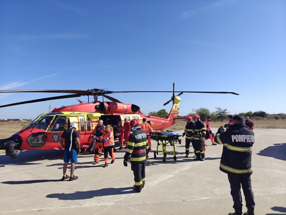 O navă a fost lovită de drone și s-a scufundat în Marea Neagră, lângă platforma Pescăruș a Petrom. Doi membri ai echipajului au murit 1107975