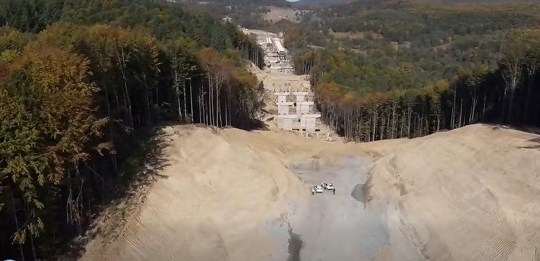 Imagini de pe șantierul Autostrăzii A1. CNAIR: Stadiul fizic al lucrărilor pe Secţiunea 3 (Cornetu – Tigveni) se apropie de 19% 1108488