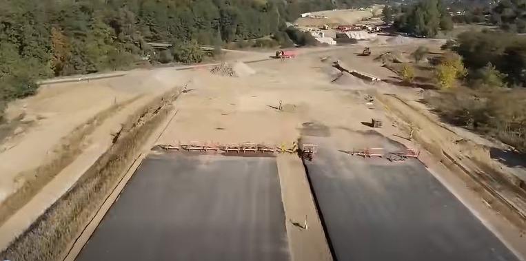 Imagini de pe șantierul Autostrăzii A1. CNAIR: Stadiul fizic al lucrărilor pe Secţiunea 3 (Cornetu – Tigveni) se apropie de 19% 1108492