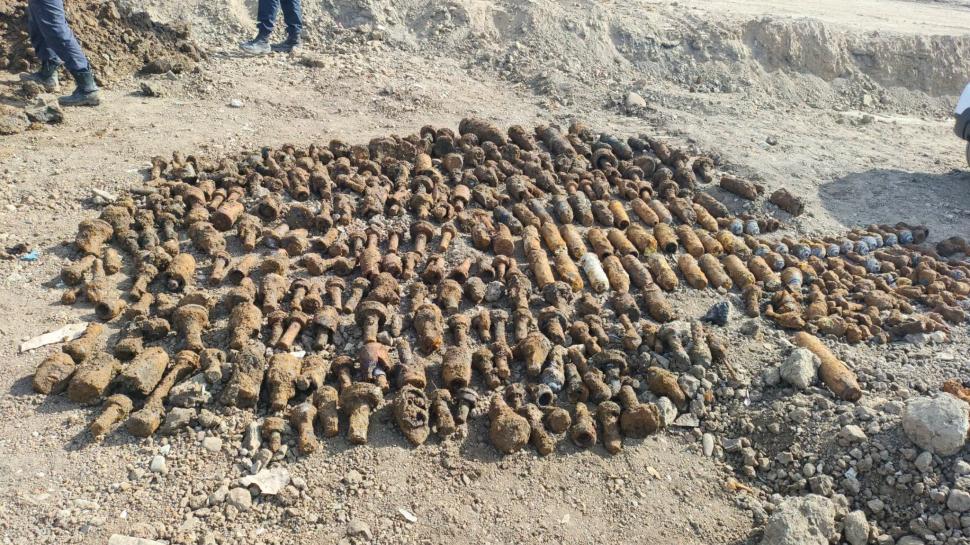Muncitorii au dat peste muniție neexplodată pe Centura Bucureștiului. Pirotehniștii au intervenit de urgență 1109225