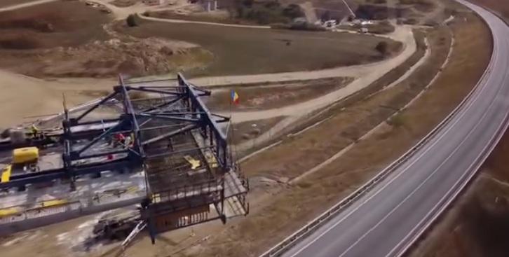 Scandal după ce s-a închis A1 Sibiu-Piteşti, între Sibiu şi Boiţa: "Nepăsare, indolență". CNAIR: 19 minute durează pe ruta ocolitoare 1108989