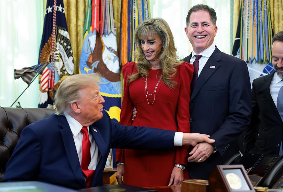 Cine este soția miliardarului Michael Dell, Susan: Poze cu ea și critici dure împânzesc internetul. Mulți o numesc „fața Mar-a-Lago” 1109674