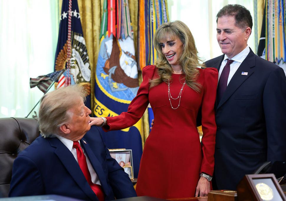 Cine este soția miliardarului Michael Dell, Susan: Poze cu ea și critici dure împânzesc internetul. Mulți o numesc „fața Mar-a-Lago” 1109675