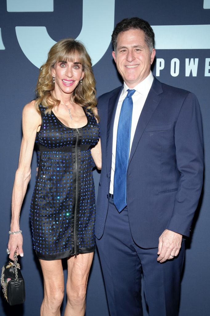 Cine este soția miliardarului Michael Dell, Susan: Poze cu ea și critici dure împânzesc internetul. Mulți o numesc „fața Mar-a-Lago” 1109677
