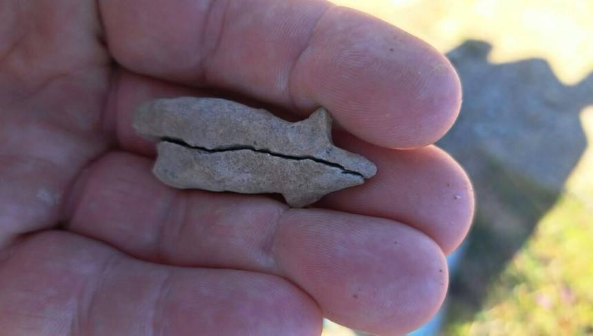 Descoperire arheologică de senzație în România: un idol feminin vechi de 6.500 de ani ce aparține culturii Cucuteni, găsit în Harghita 1109577