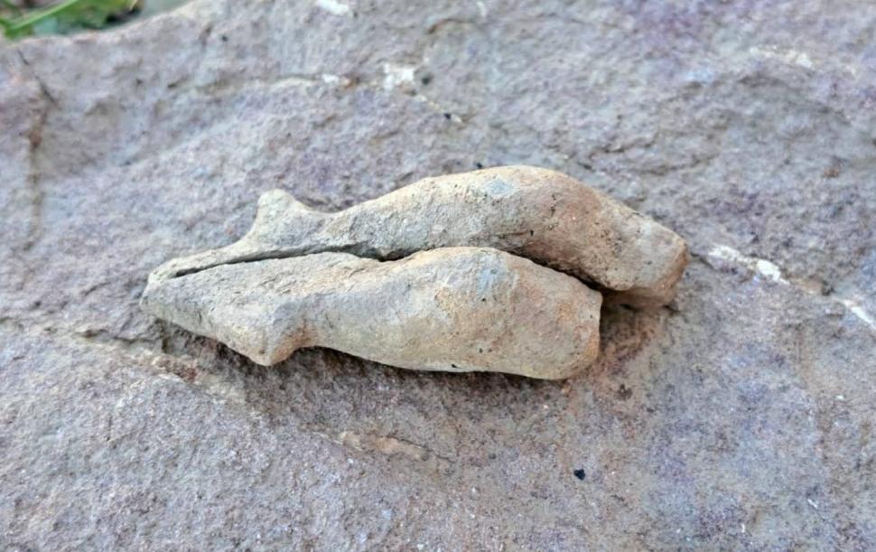 Descoperire arheologică de senzație în România: un idol feminin vechi de 6.500 de ani ce aparține culturii Cucuteni, găsit în Harghita 1109579
