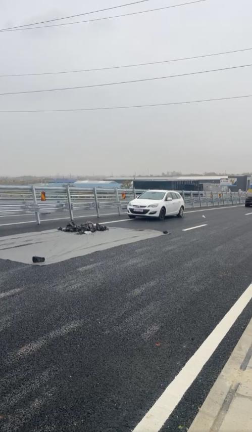 A fost eliminat "principalul obstacol" în calea deschiderii A0 Nord. Pasajul DN3 peste A0 a fost deschis circulației 1110025