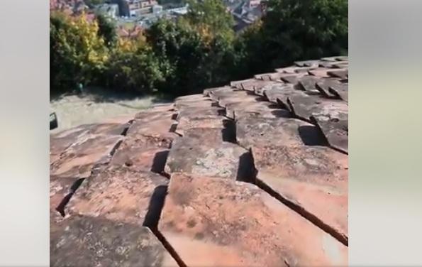 Continuă reabilitarea Cetățuii de pe Dealul Straja din Braşov. Cum arată monumentul istoric acum, după ce s-a degradat foarte tare 1110202