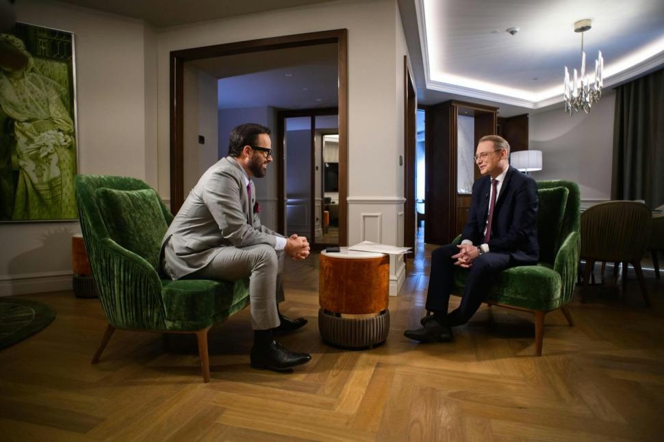 La ora 21, Luca Niculescu va fi la „Sinteza zilei”. Premierul desemnat, față în față cu Mihai Gâdea 1110021