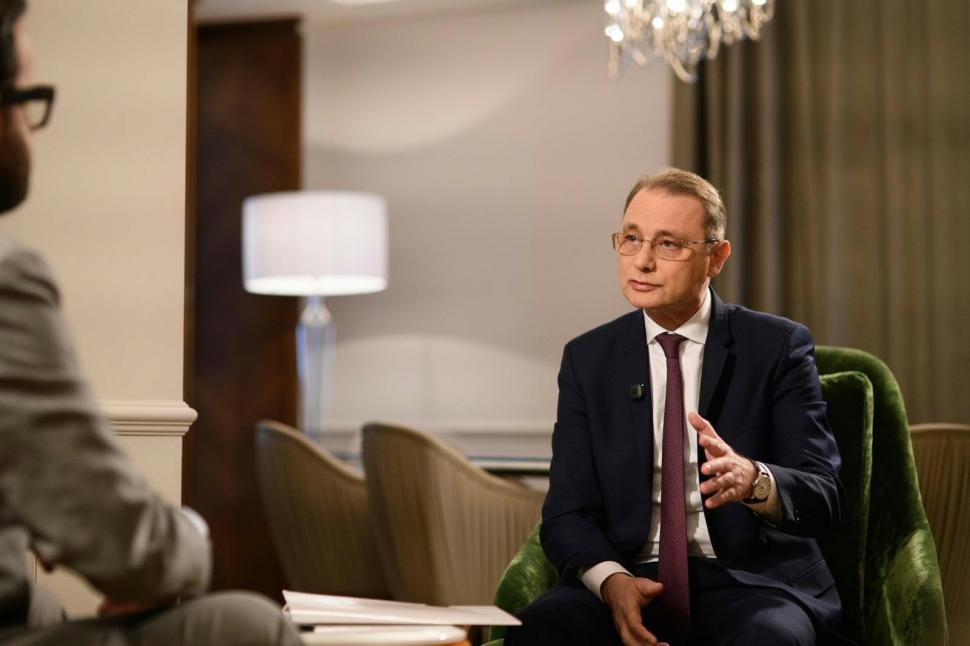La ora 21, Luca Niculescu va fi la „Sinteza zilei”. Premierul desemnat, față în față cu Mihai Gâdea 1110022