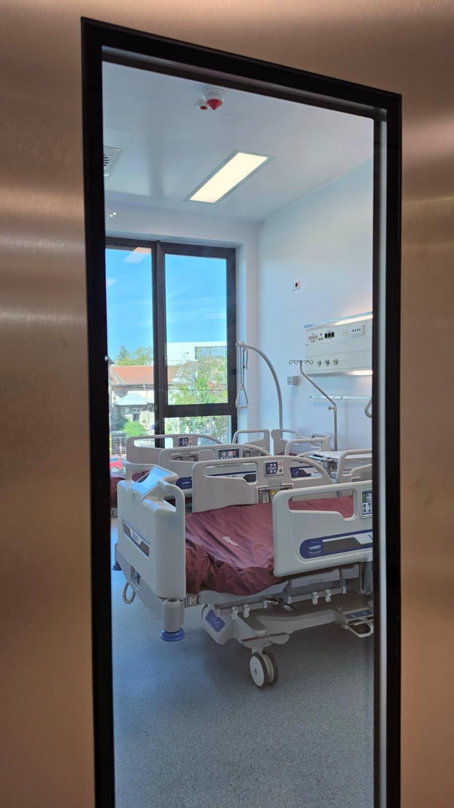 Cum arată noul corp al Spitalului Marius Nasta din Bucureşti. Băluţă: E unica facilitate de acest fel ridicată de la zero în 35 de ani 1110608