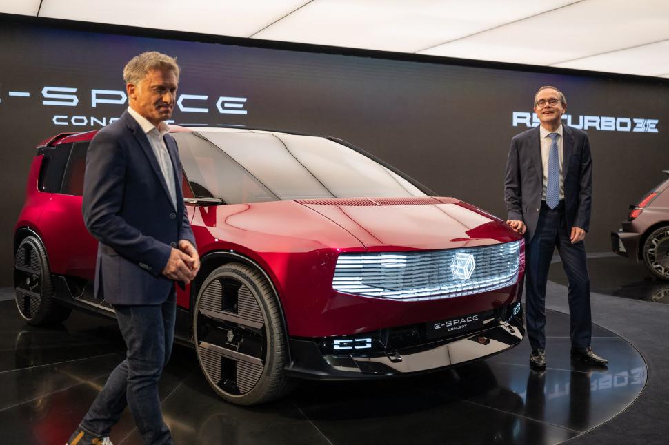 Dacia Striker și noul Spring, vedete la Salonul Auto de la Paris 2026. Cum arată cele mai noi modele de mașini prezentate la eveniment 1110361