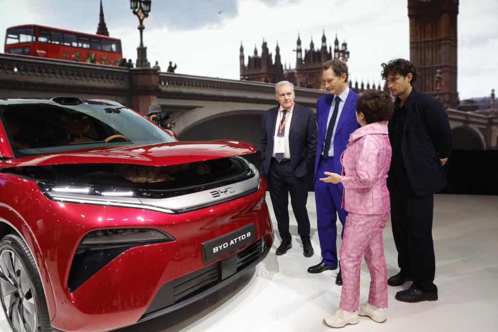 Dacia Striker și noul Spring, vedete la Salonul Auto de la Paris 2026. Cum arată cele mai noi modele de mașini prezentate la eveniment 1110365