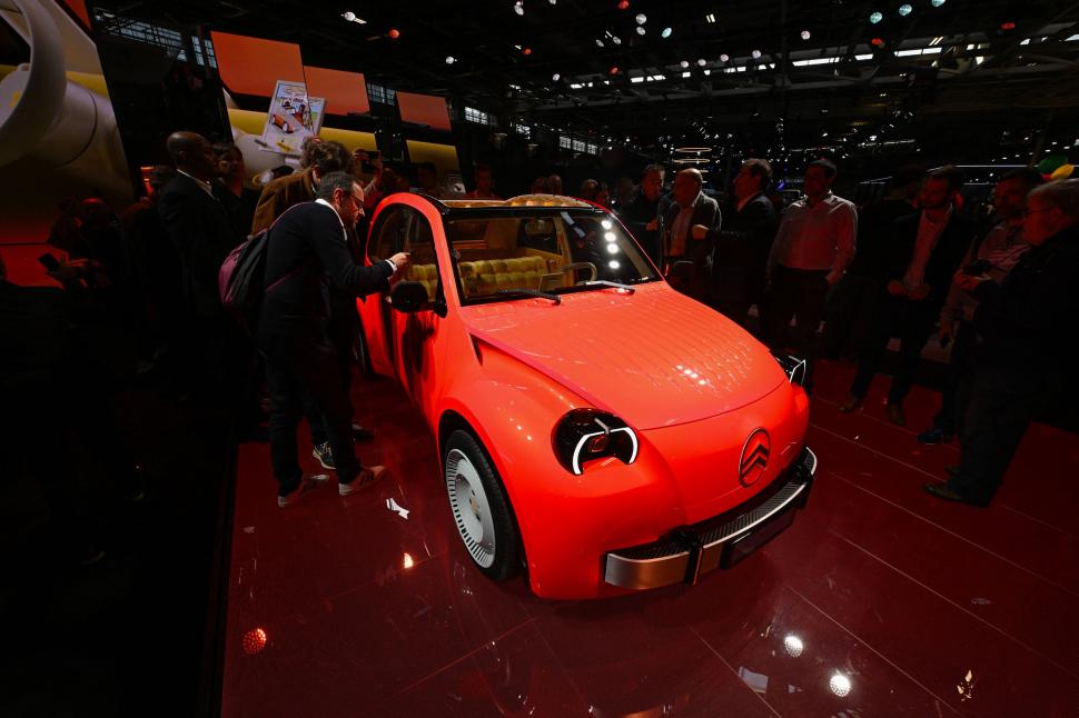 Dacia Striker și noul Spring, vedete la Salonul Auto de la Paris 2026. Cum arată cele mai noi modele de mașini prezentate la eveniment 1110368
