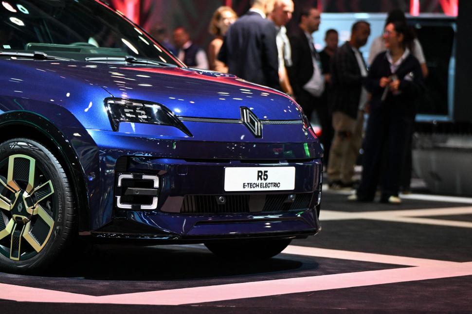 Dacia Striker și noul Spring, vedete la Salonul Auto de la Paris 2026. Cum arată cele mai noi modele de mașini prezentate la eveniment 1110369