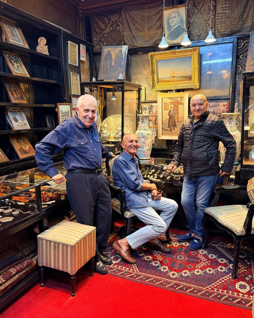 Există o lume ascunsă în spatele Marelui Bazar din Istanbul, care a rămas neschimbată de secole 1110950