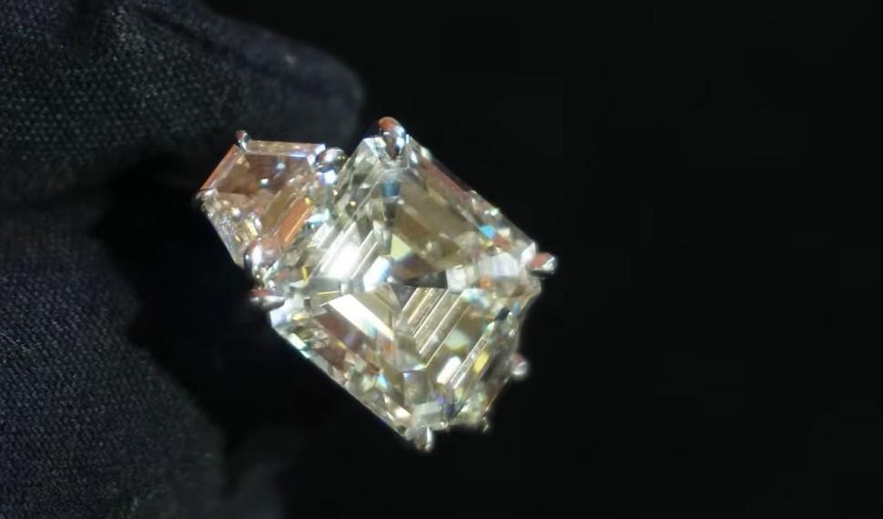 Cel mai mare diamant scos vreodată la licitație în România are peste 9 carate. Care este prețul estimat 1111642