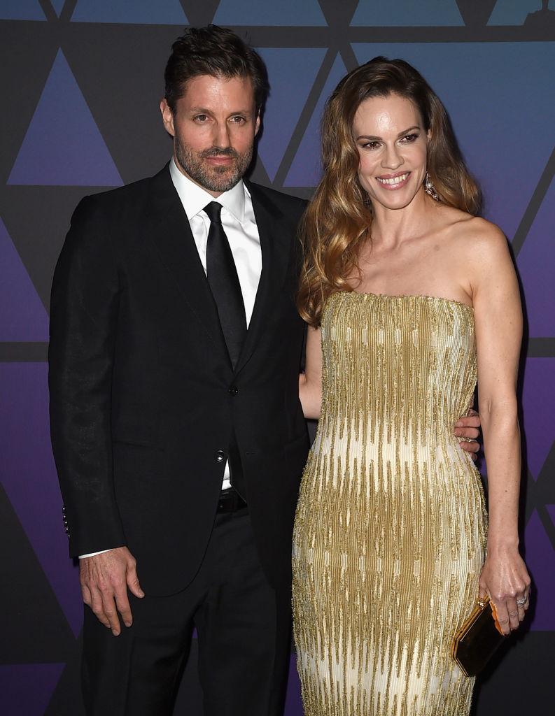 Hilary Swank, însărcinată la 52 de ani: Actrița așteaptă al treilea copil cu Philip Schneider, la trei ani după ce a născut gemeni 1111598