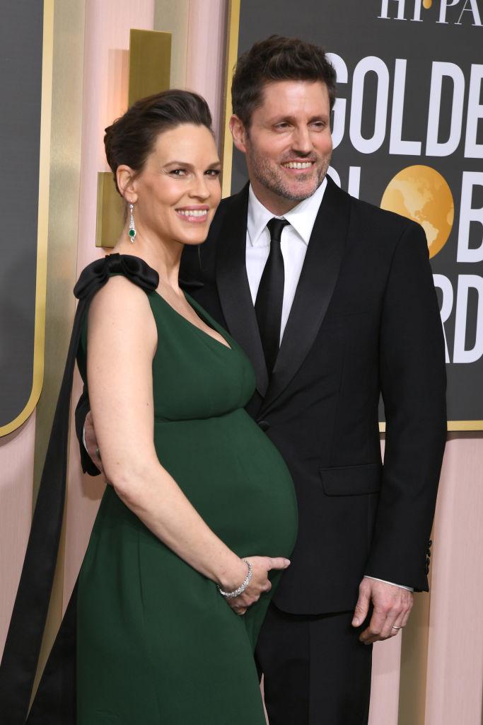 Hilary Swank, însărcinată la 52 de ani: Actrița așteaptă al treilea copil cu Philip Schneider, la trei ani după ce a născut gemeni 1111600