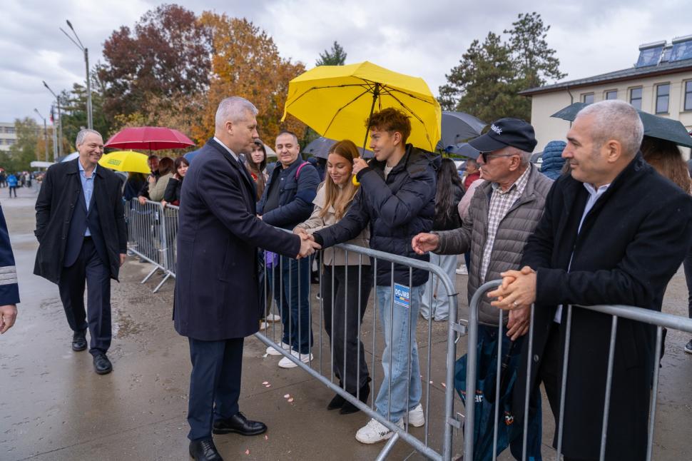 Predoiu, către noii studenți ai Academiei de Poliție: „Un jurământ durează câteva clipe. Responsabilitatea lui se poartă o viață” 1111708