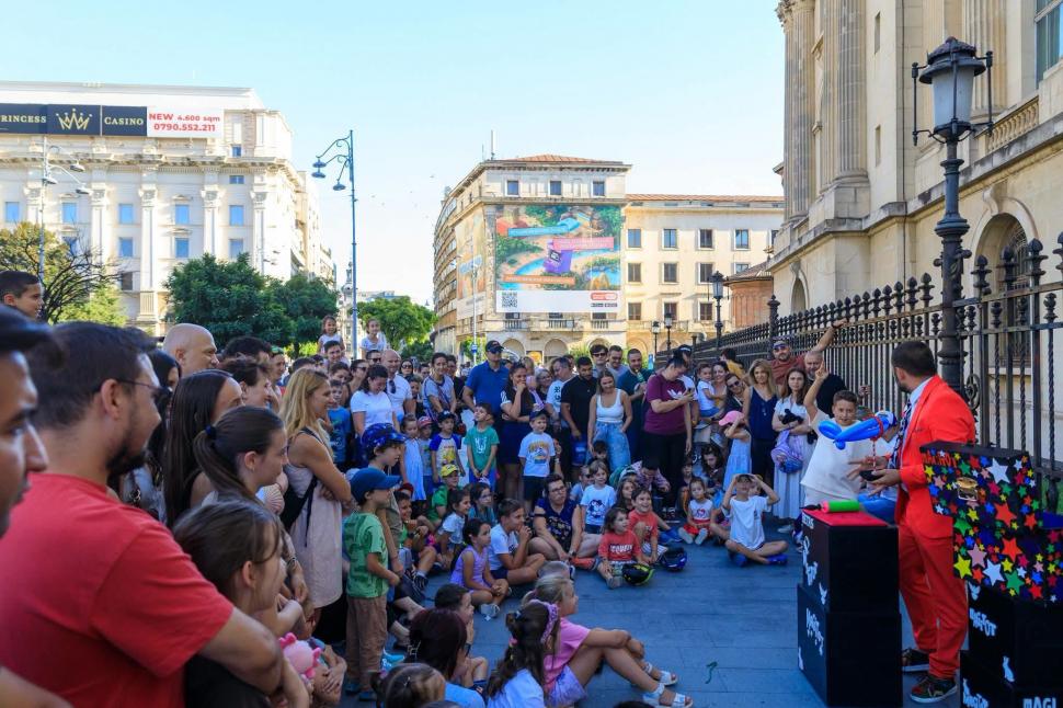 „Străzi Deschise” a costat 0 lei de la bugetul Capitalei și a atras peste 1,5 milioane de oameni. Câți bani au rămas după eveniment 1112015