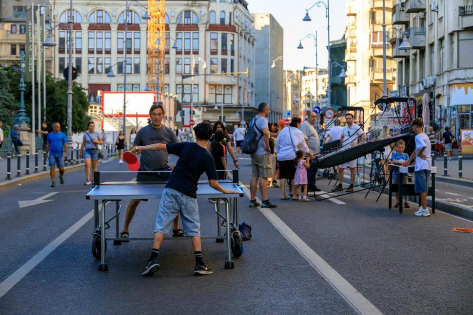 „Străzi Deschise” a costat 0 lei de la bugetul Capitalei și a atras peste 1,5 milioane de oameni. Câți bani au rămas după eveniment 1112041