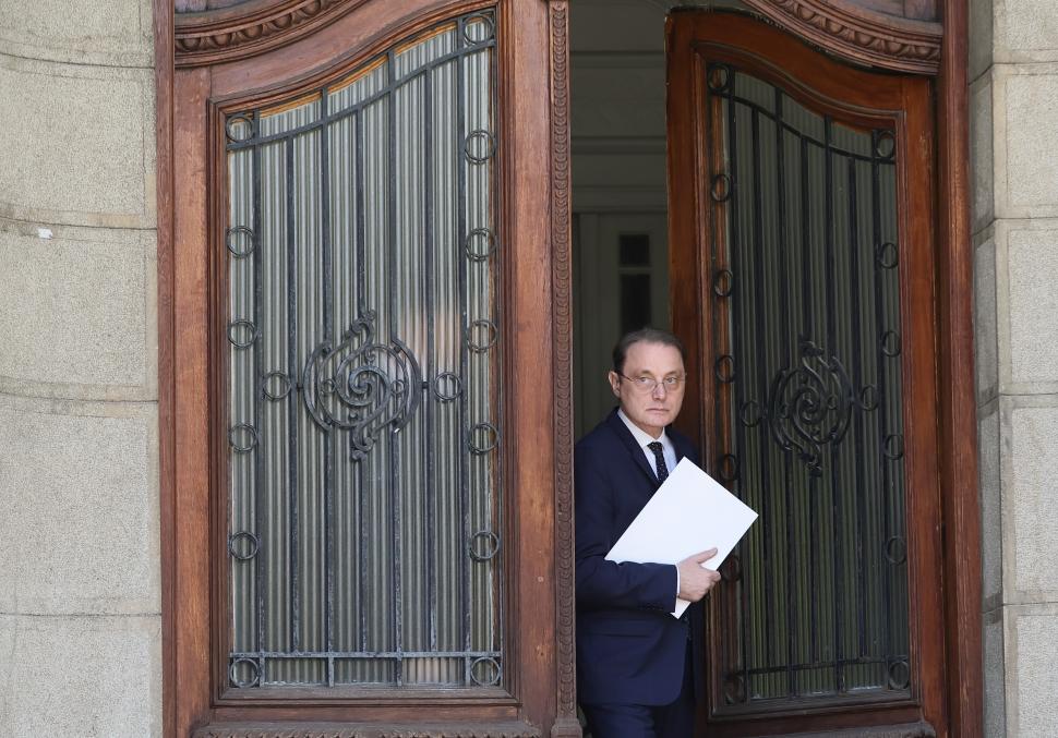 luca niculescu agerpres