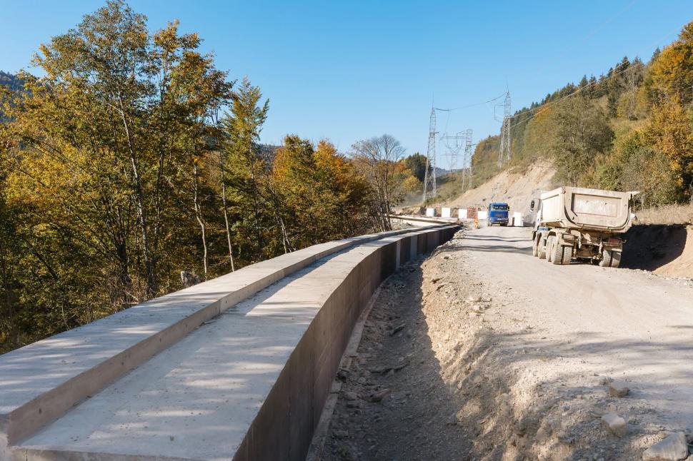 O nouă alternativă la DN1 prinde contur: „Autostrada” din Valea Doftanei va trece prin munți. Lucrările au ajuns la 28% 1112407