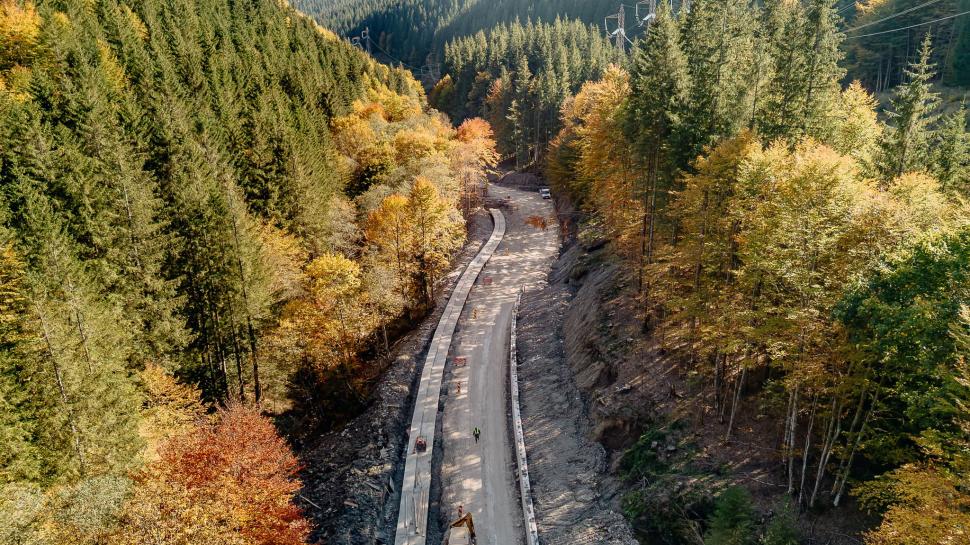 O nouă alternativă la DN1 prinde contur: „Autostrada” din Valea Doftanei va trece prin munți. Lucrările au ajuns la 28% 1112408