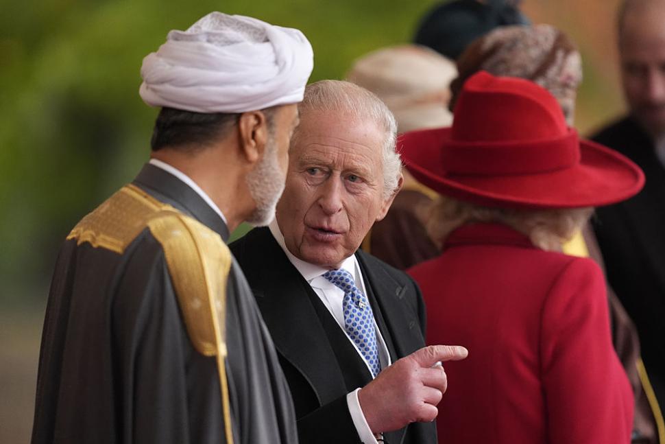 Imagini spectaculoase. Regele Charles a organizat un banchet fastuos pentru sultanul Omanului la Castelul Windsor și a vorbit în arabă 1112859