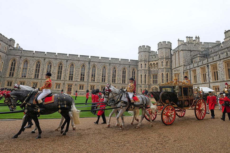 Imagini spectaculoase. Regele Charles a organizat un banchet fastuos pentru sultanul Omanului la Castelul Windsor și a vorbit în arabă 1112861