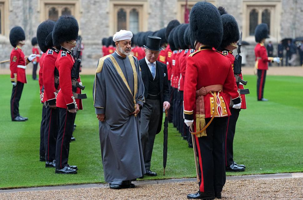 Imagini spectaculoase. Regele Charles a organizat un banchet fastuos pentru sultanul Omanului la Castelul Windsor și a vorbit în arabă 1112863