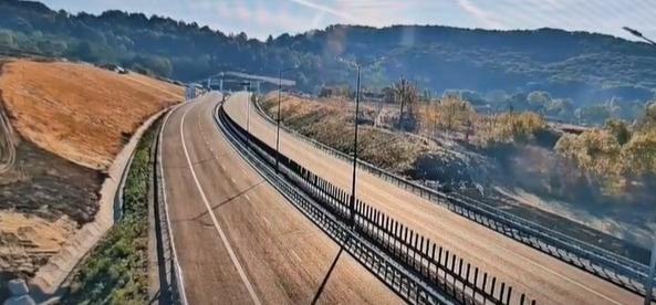 Se fac ultimele teste de siguranță de la tunelul Momaia. CNAIR: „Circulația pe secțiunea 4 din A1 va fi deschisă în acest an” 1113028