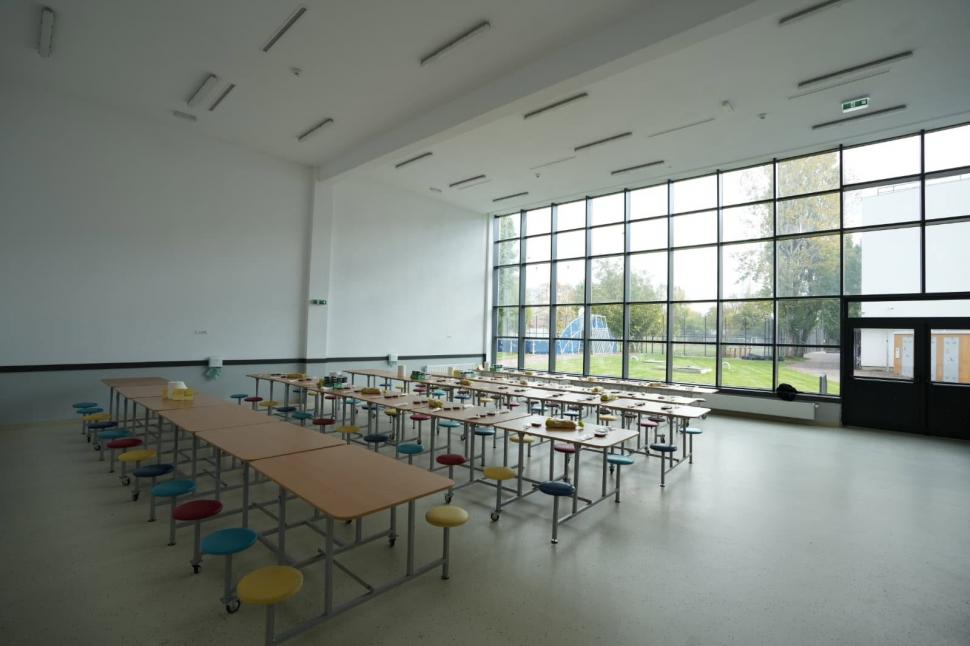 Investiții majore în educație, în Sectorul 3: extinderi, modernizări și consolidări, două școli noi și 16 săli de sport construite 1113294