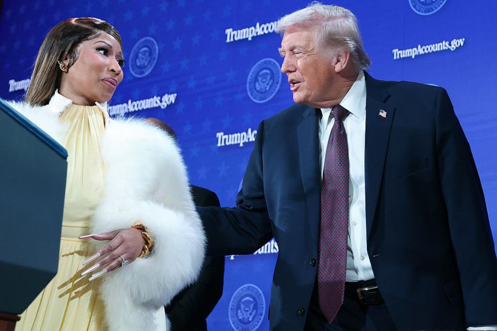 Donald Trump i-a lăudat lui Nicki Minaj „fundul superb” în timpul unui discurs la un miting: „E greu să nu-l remarci” 1114001