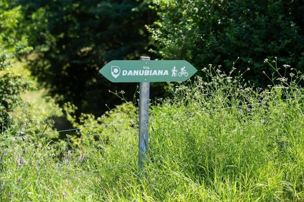 Traseul ecoturistic Via Danubiana a fost extins cu 145 de km: Cum arată și ce pot vizita turiștii care merg în drumeție pe lângă Dunăre 1114165