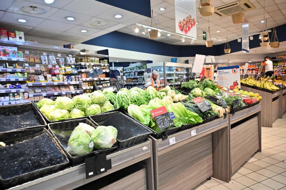 Ce faci când nu mai găsești nimic în supermarketuri. Un italian a povestit cum a reacționat când a găsit rafturile goale zile la rând 1114651